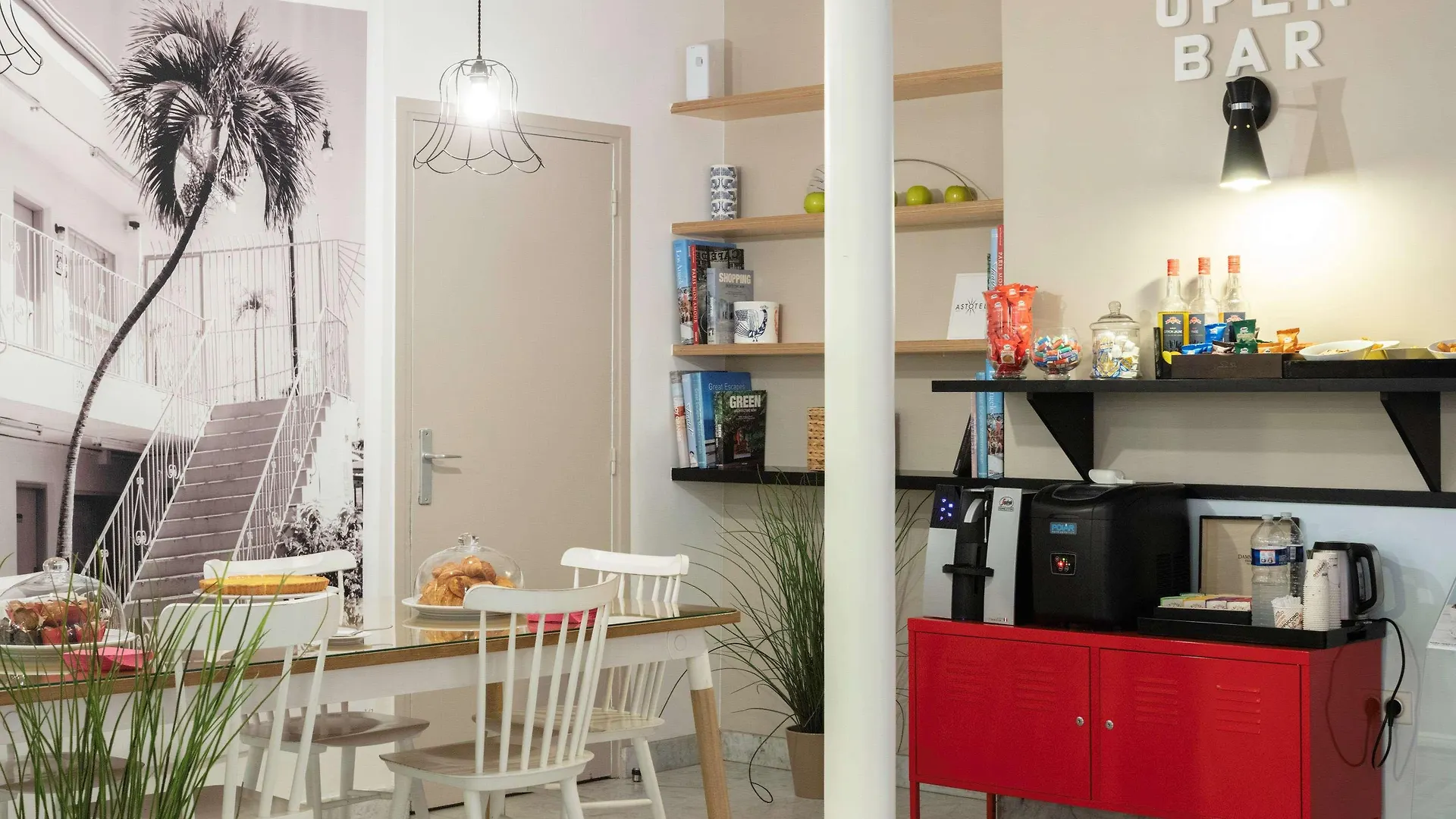 ***  Hotel Palm - Astotel Paris France